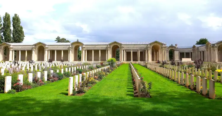 Hotels in der Nähe von Faubourg-d'Amiens Cemetery
