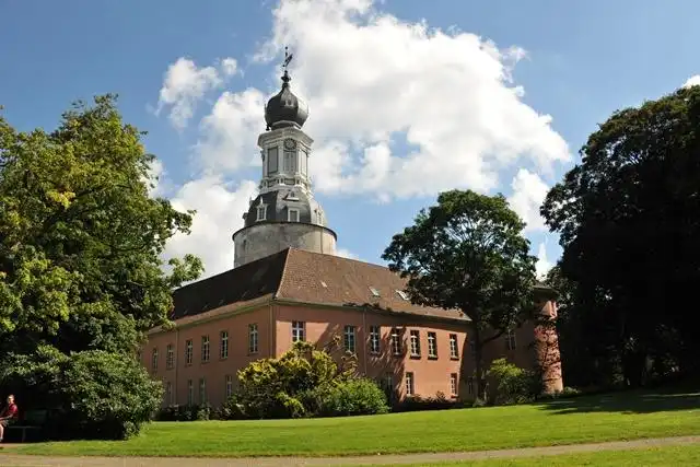 Hotels in Jever