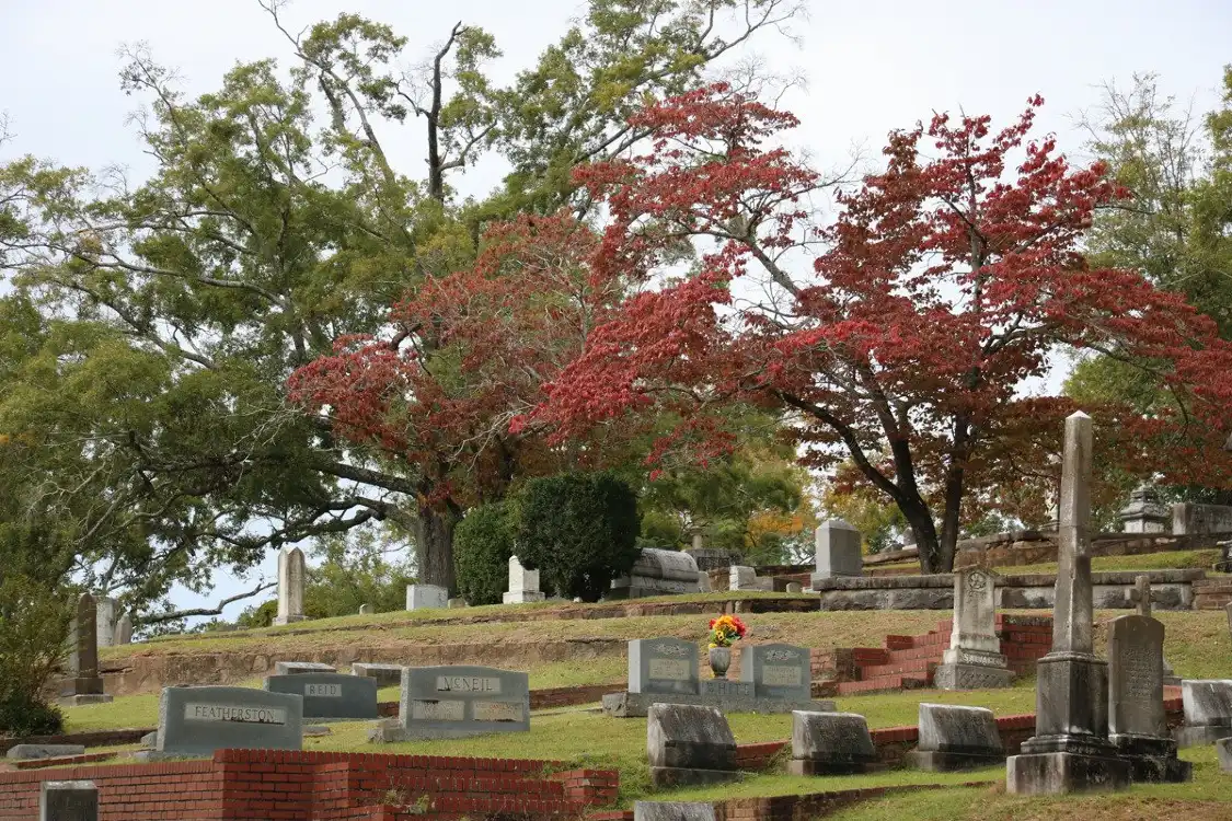 Các khách sạn gần Myrtle Hill Cemetery