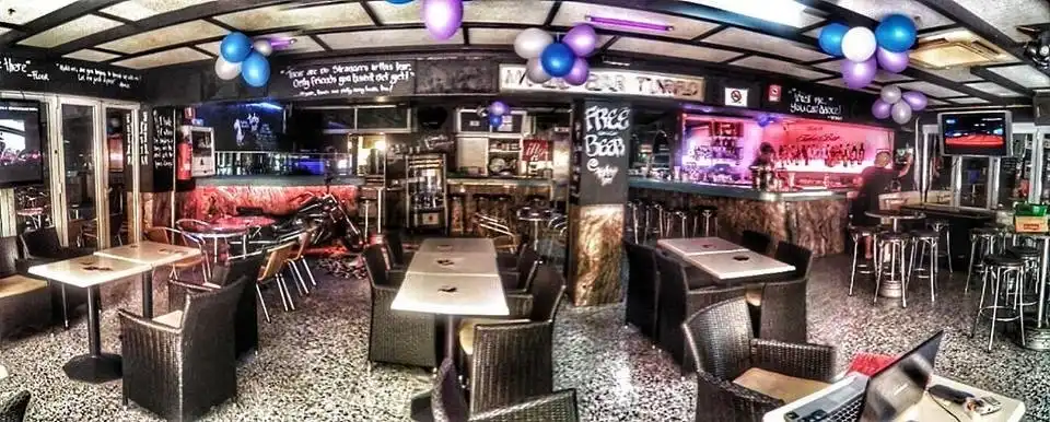 Hotels near Turbo Bar Europa Center