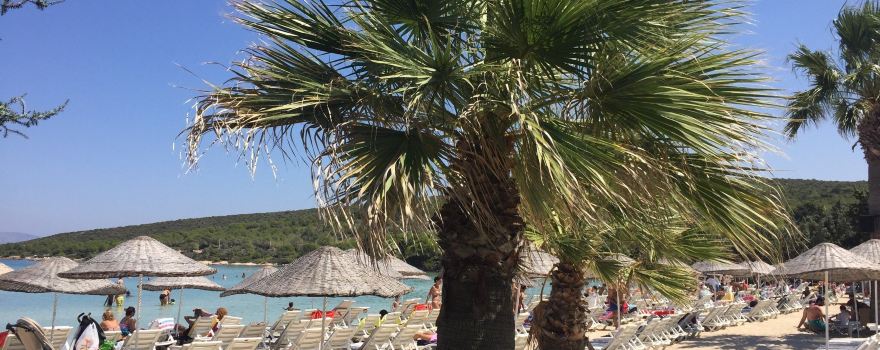Quente Beach Club