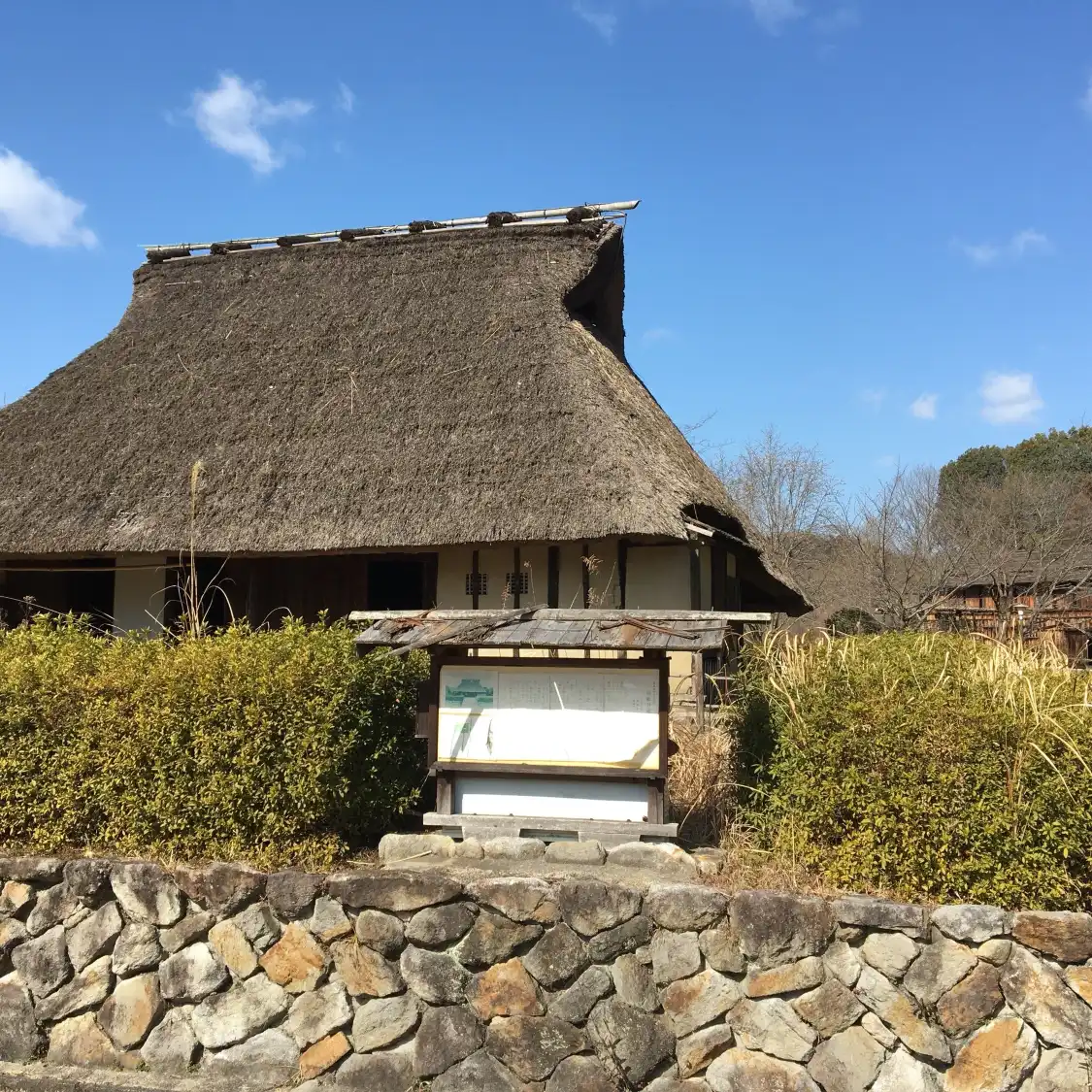 Nara Prefectural Museum of Folklore 주변 호텔