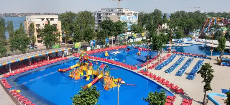 Hotels near Mamaia Beachfront