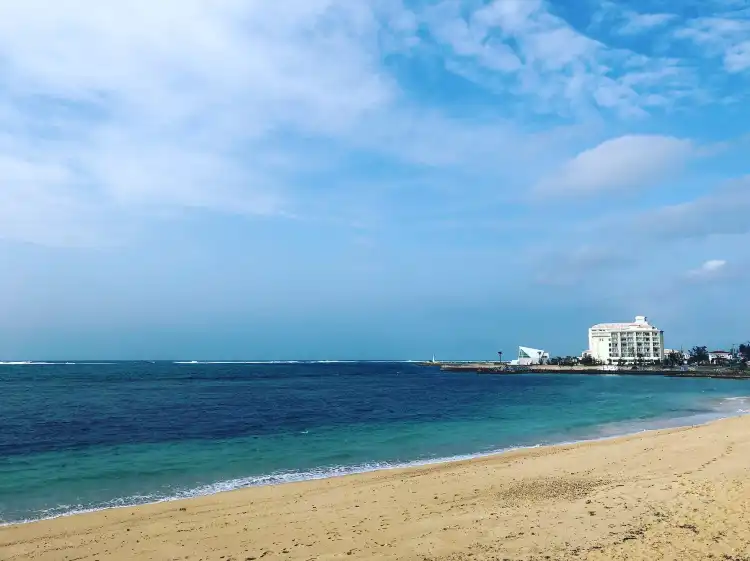 Các khách sạn gần Fuchaku Beach