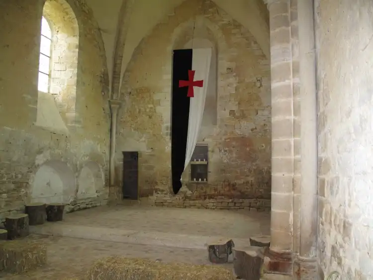 Hôtels à : Villiers-en-Désœuvre