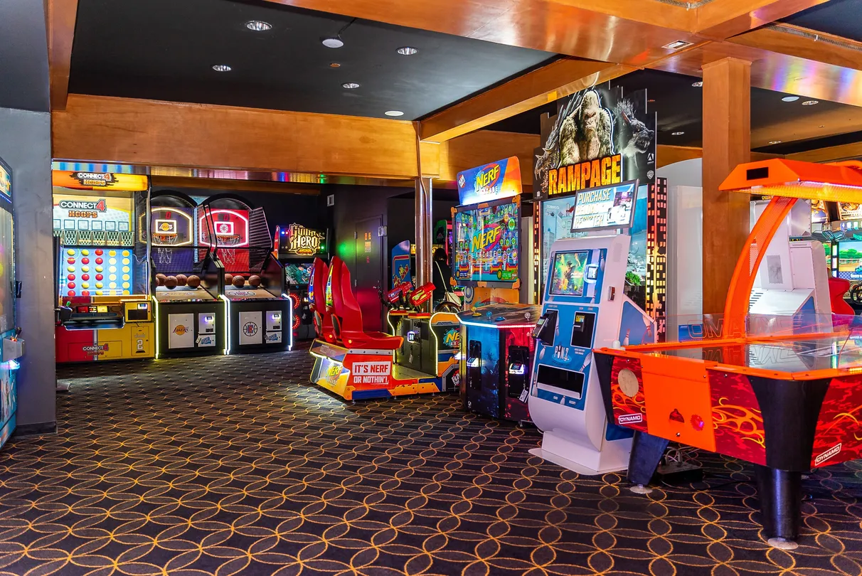 1_Pinz Bowling Kitchen + Bar