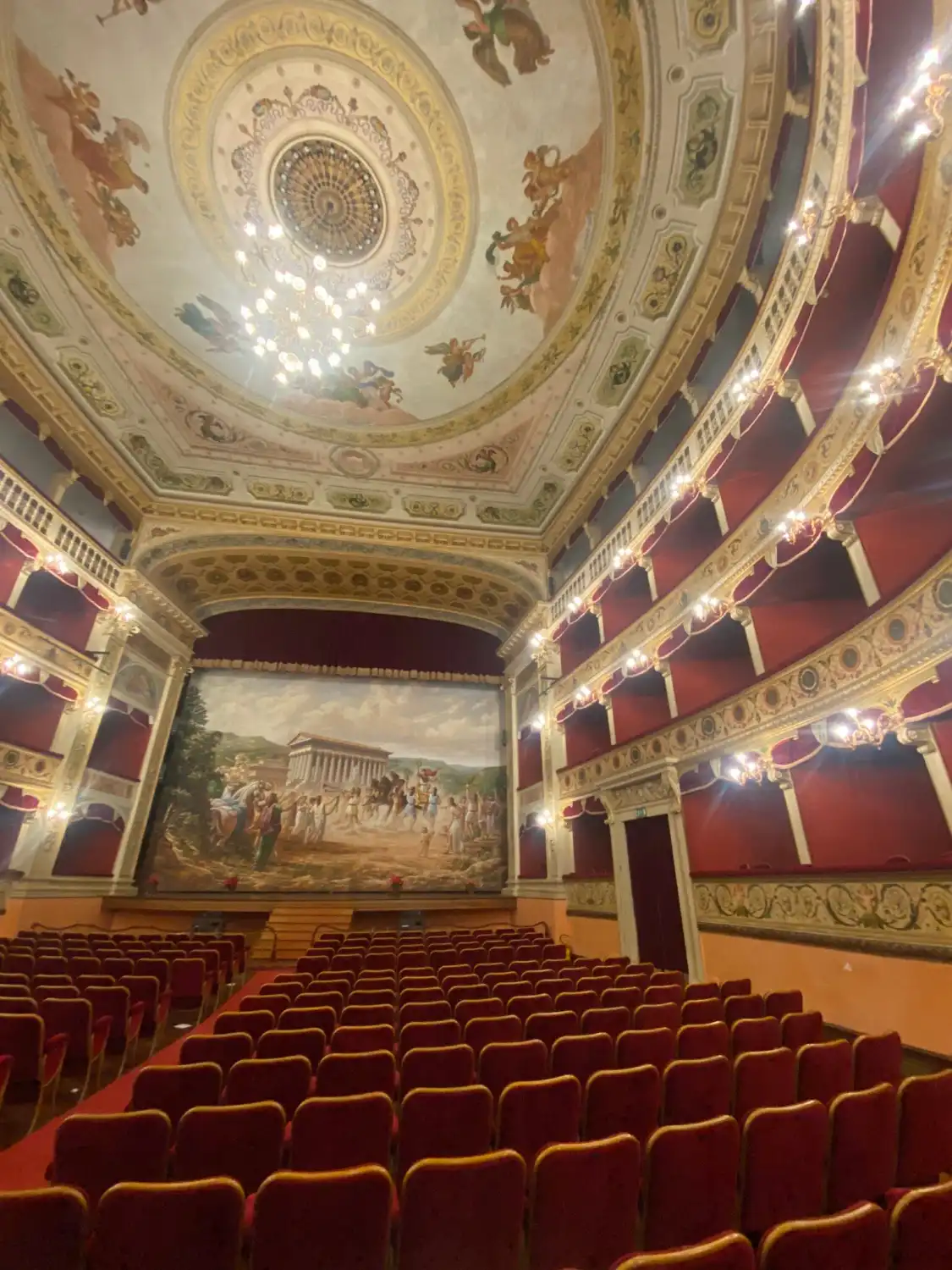 Hotels near Teatro Luigi Pirandello