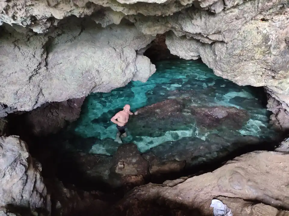 2_Combento Cave