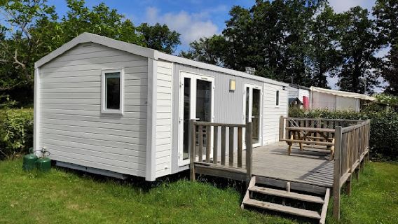 Camping de la Tour AMBON