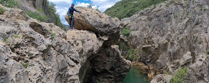 Natureo Sport Adventure - Canyoning Hérault, Via-Ferrata, Escalade, Rando-Rappel