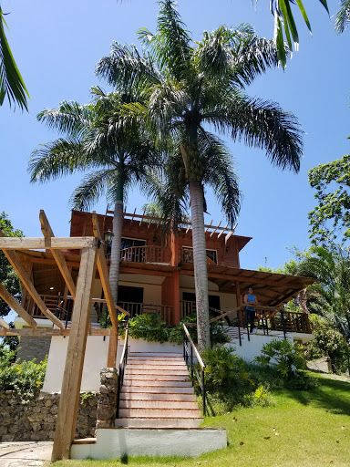 Proyecto Ecoturístico Casa Club Vega Real
