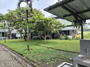 Masjid Ar Rahman Kota Baru Parahyangan