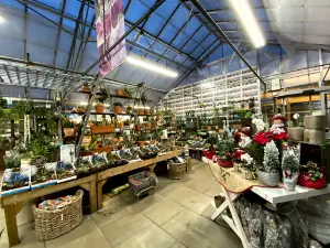 Gordon Rigg Garden, Home & Leisure & Rigg's Farm Shop (Todmorden)
