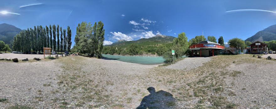 BANZAI RAFTING