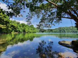 Danau Kastoba Bawean
