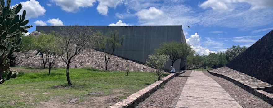 Zona Arqueológica Peralta