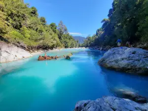 Cascada Rio Blanco Hornopiren