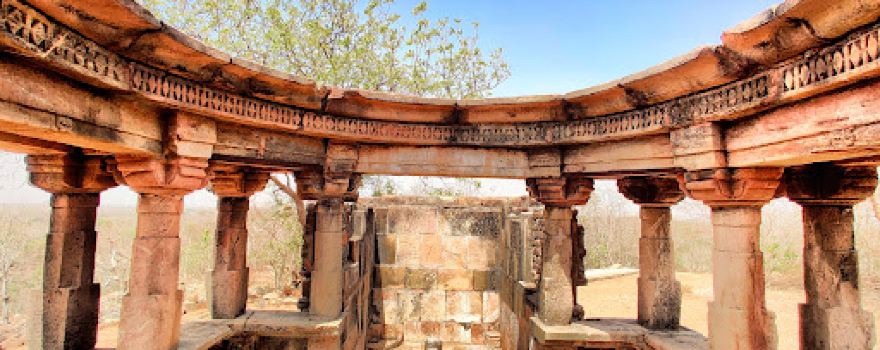Kaleshwari Temple Parisar