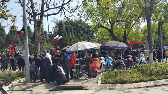 Tượng đài Hoàng Văn Thụ