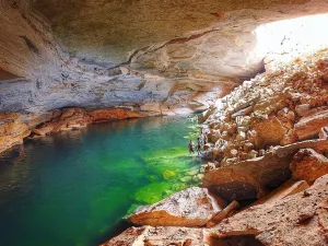 Heet Cave