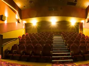 Trivale Cinema