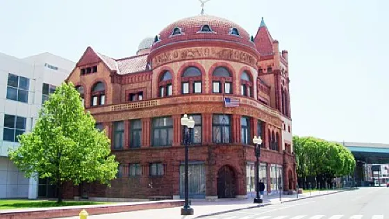 The Barnum Museum