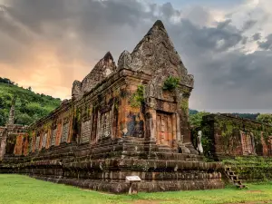 Vat Phou complex Temple - World Heritage