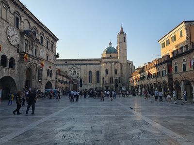 Piazza del Popolo, Ascoli Piceno, AP