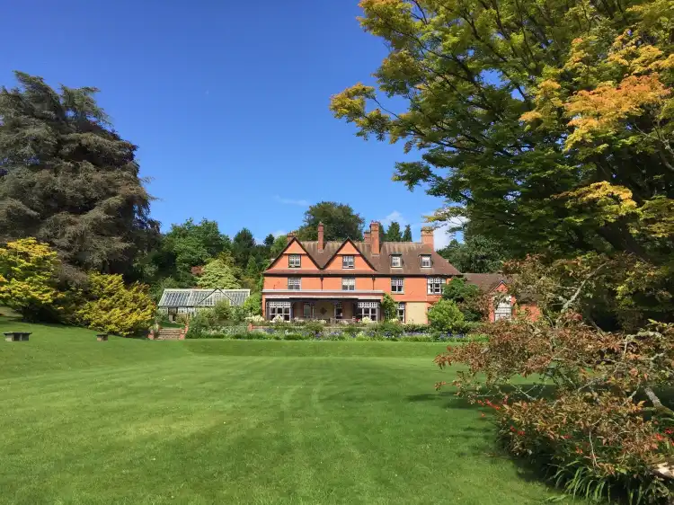 Hotels near Kington Museum