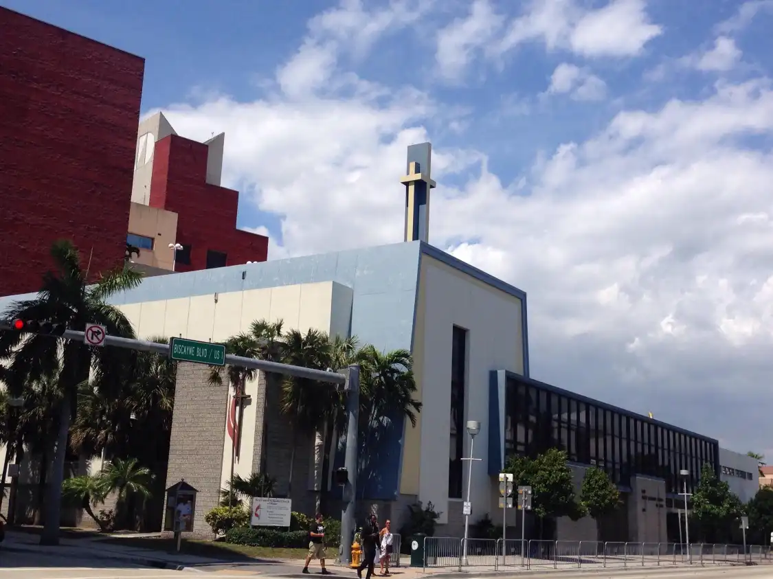 Hotel in zona First United Methodist Church of Miami