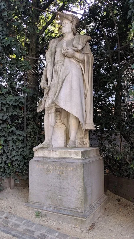 1_Statue of Lodewijk Van Bodeghem