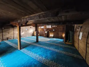 Dereçayır Çivisiz Cami