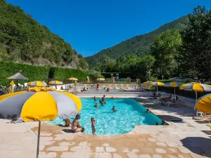 Les Eaux Chaudes | Camping Alpes de Haute-Provence