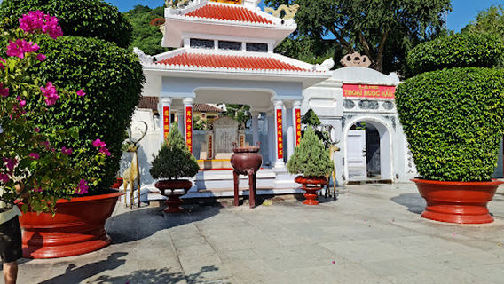 Thoai Ngoc Hau Mausoleum