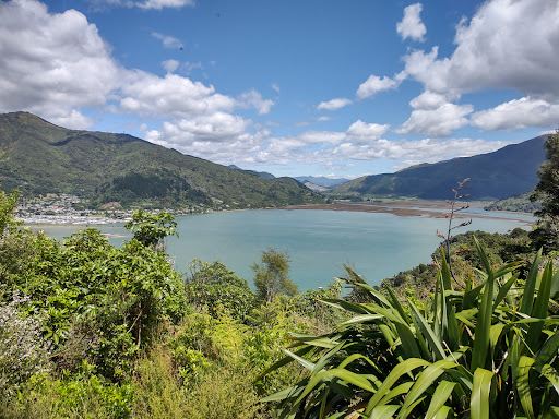 Cullen Point Lookout