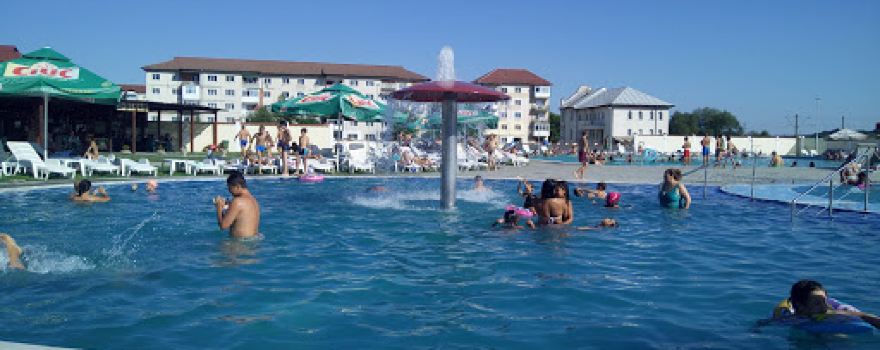 Strand entertainment complex Motru