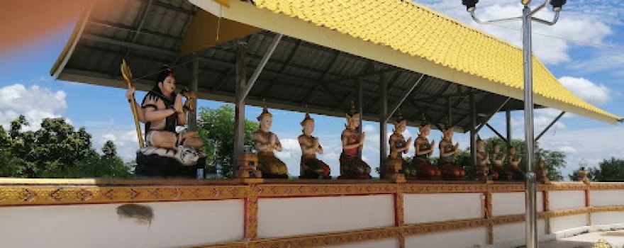 Wat Yod Phratham Namthip