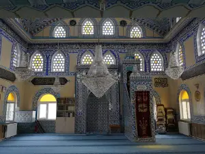 Hacı Arif Cami