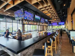 Moxies - Plano