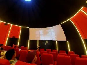 Chhotu Maharaj Cine Cafe: Maharajganj