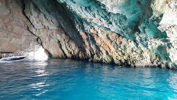 Limitless Speed Boat Kotor