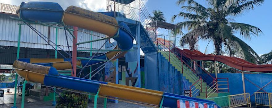 Water Park Tirta Istianah Indah