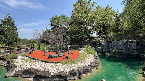 Bumble Bee Hollow Golf Center