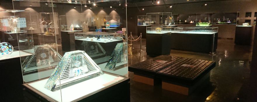 諏訪玻璃之鄉美術館