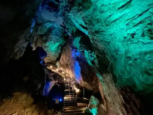 Nippara Limestone Caves