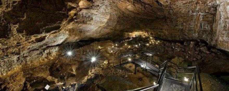 Cueva El Pendo