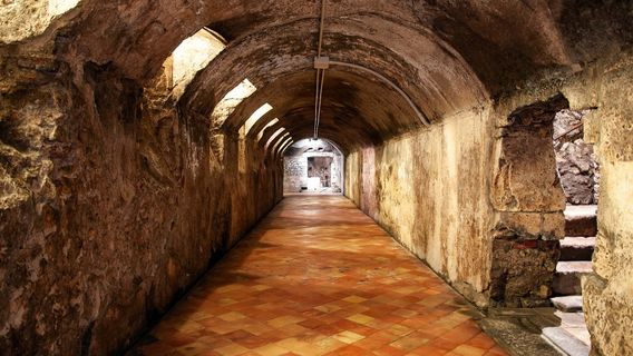 Roman cryptoporticus