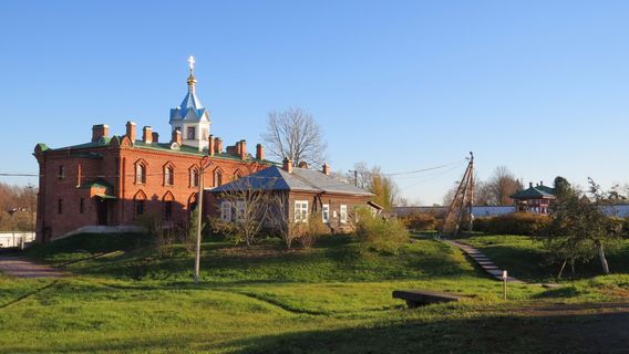 Staroladozhskiy Svyato-Uspenskiy Devichiy Monastyr'