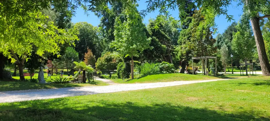 Hotels near Parc Mauresque
