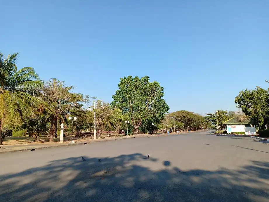 Hotels near Saphan Hin Park